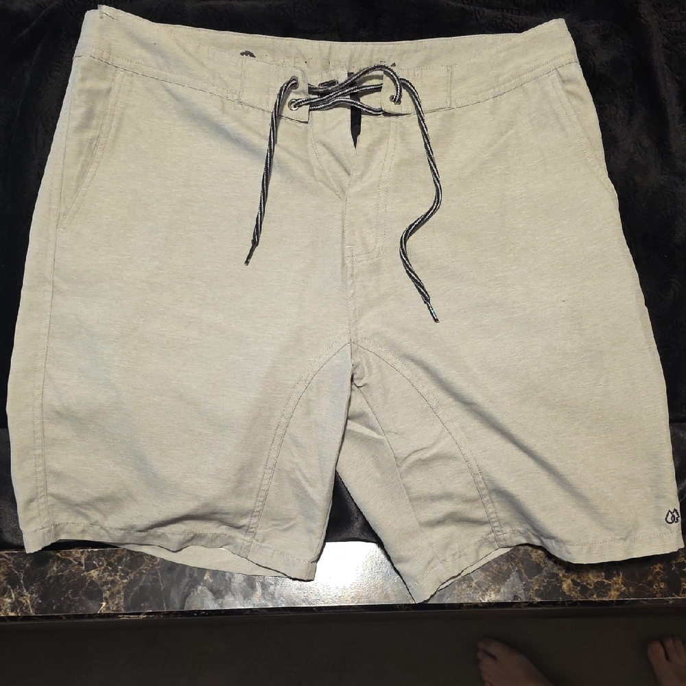Light Gray Casual Drawstring Shorts